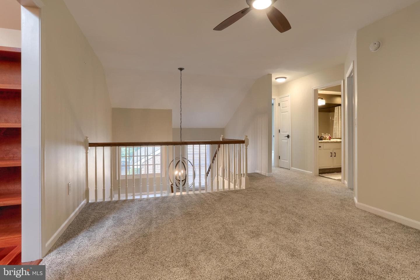 86 Cambridge Drive photo 31