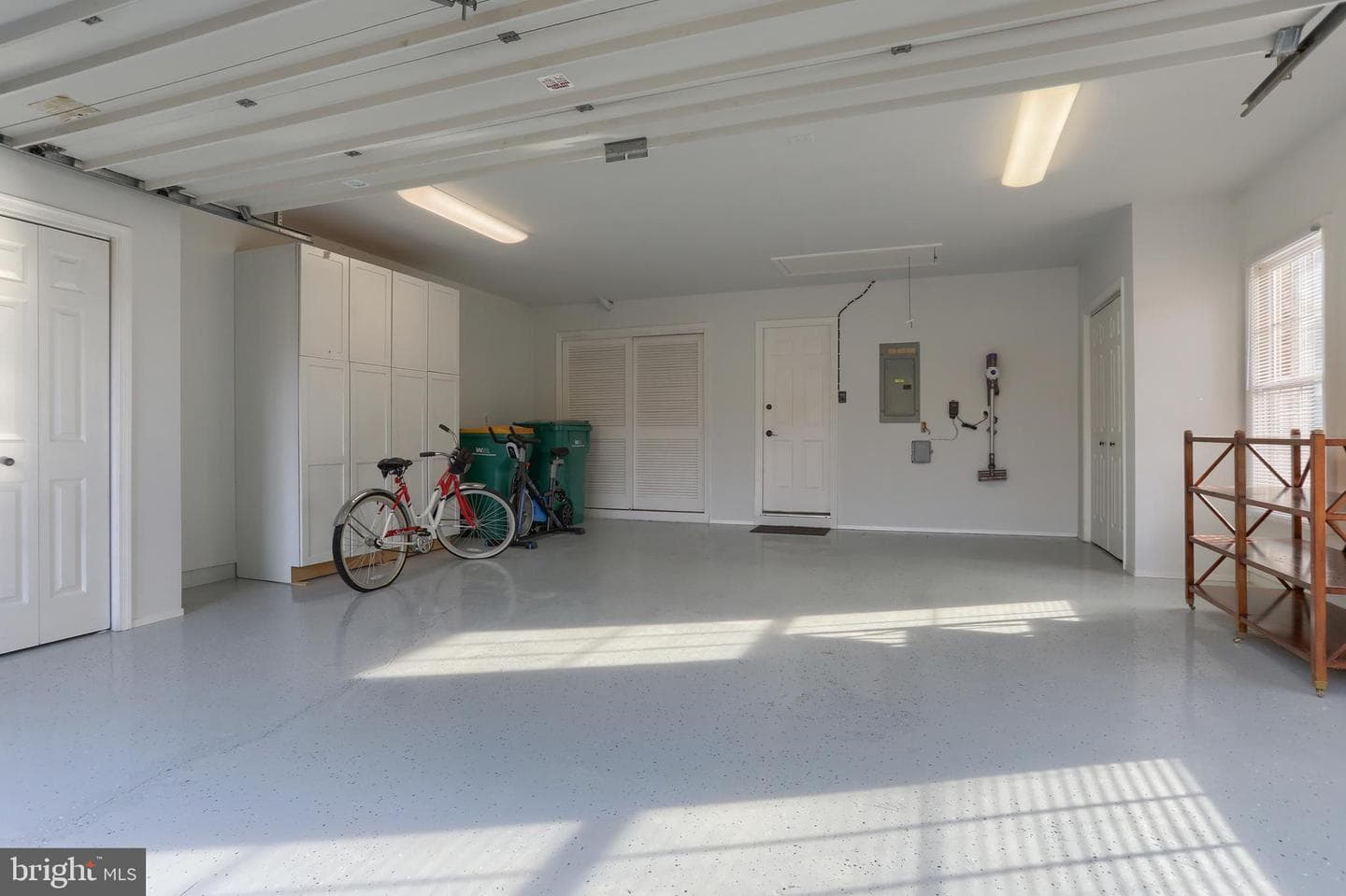 86 Cambridge Drive photo 39