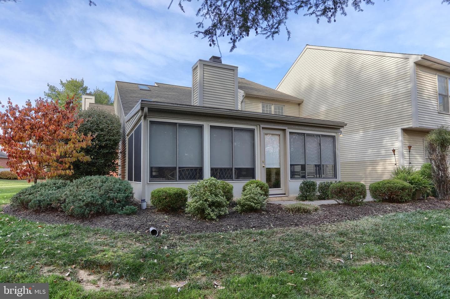 86 Cambridge Drive photo 42
