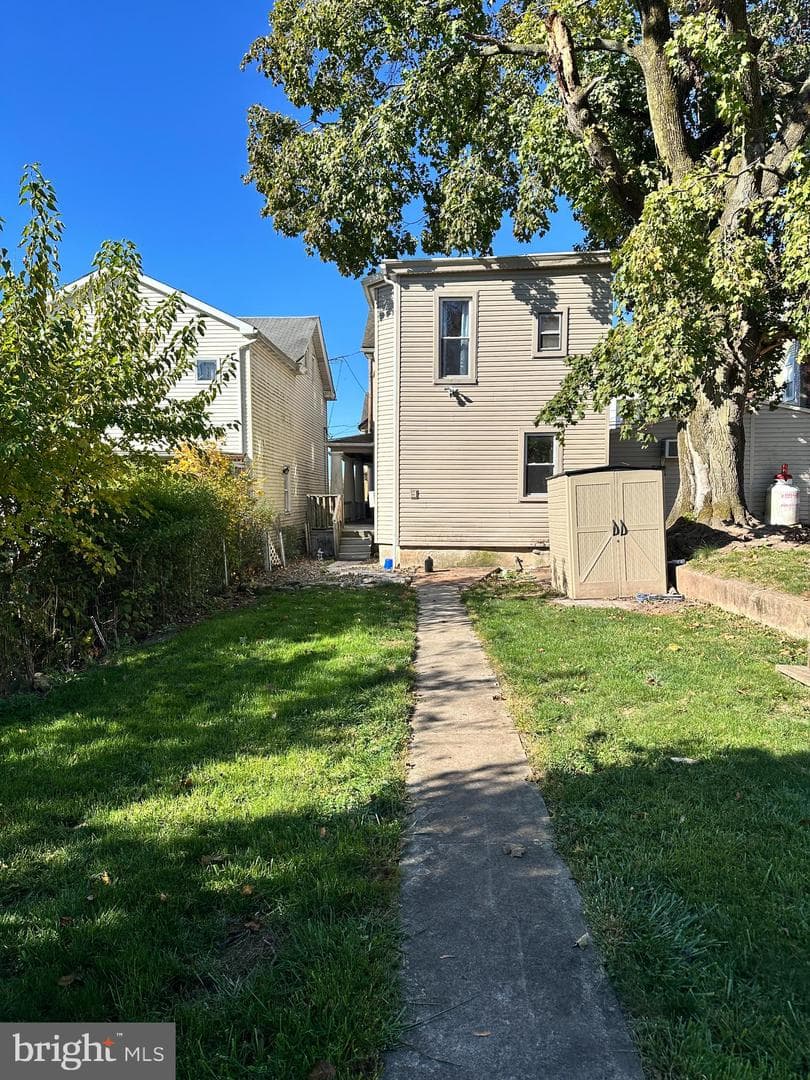 129 East Street photo 19