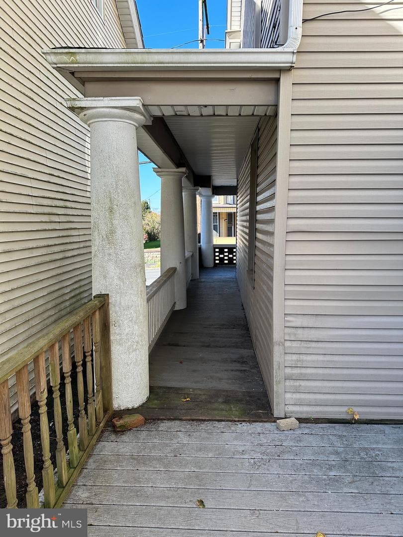 129 East Street photo 20