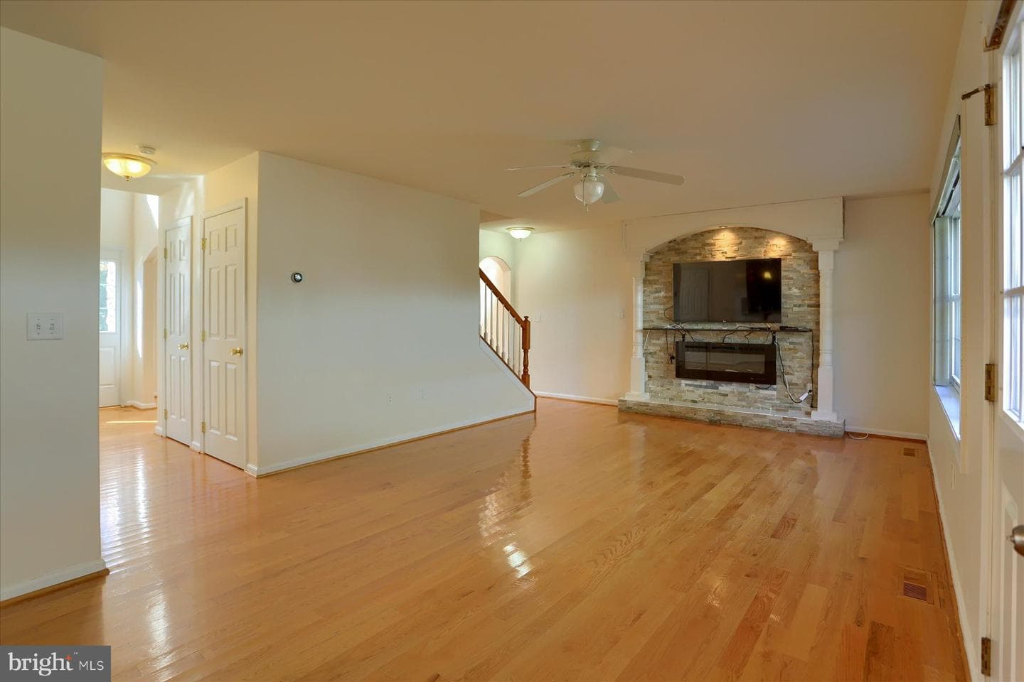 478 Princeton Road photo 8