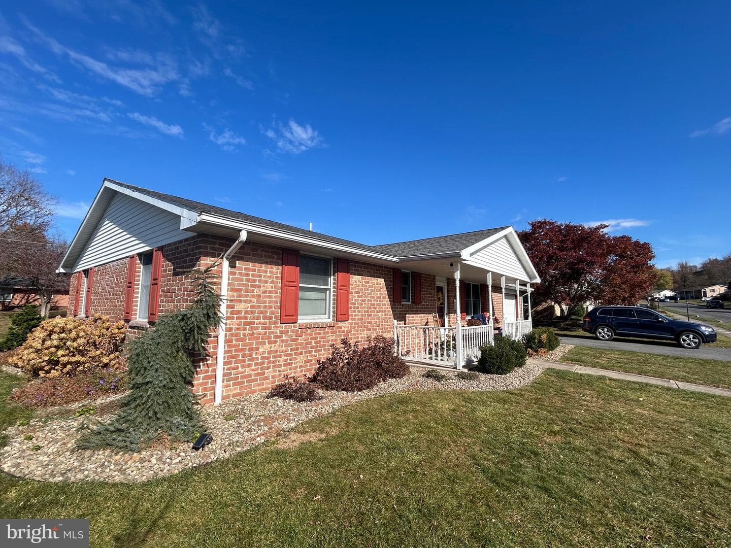 607 Bowman Street photo 6