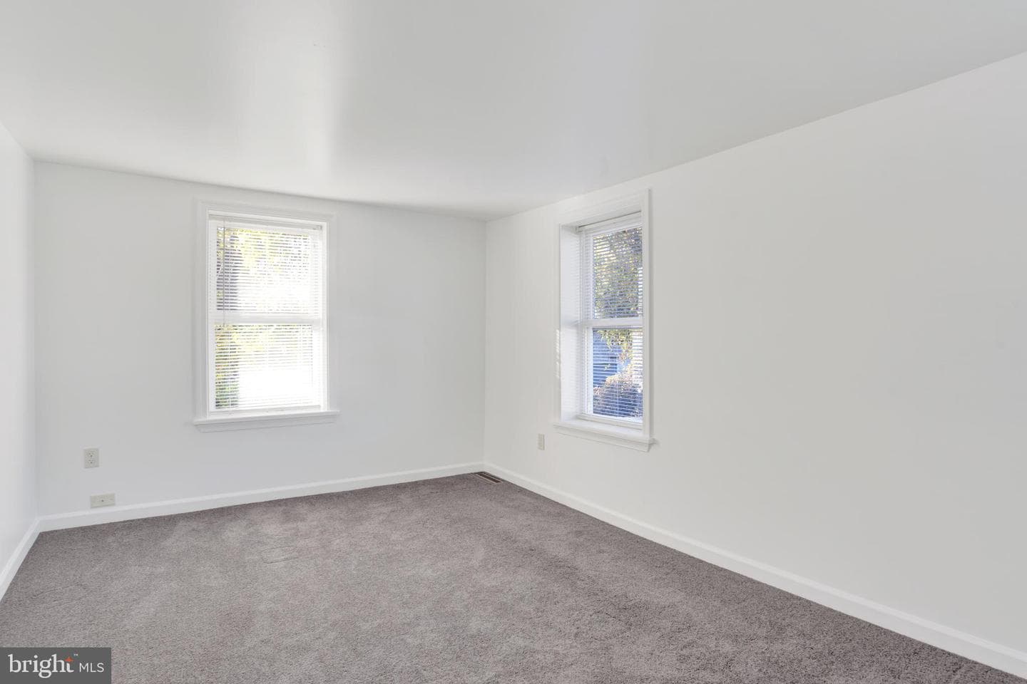 162 Penn Street photo 29