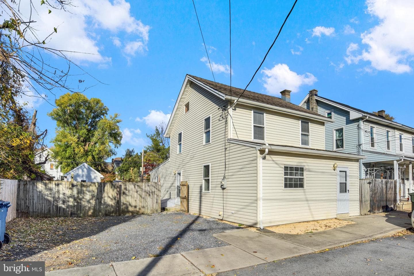 162 Penn Street photo 36