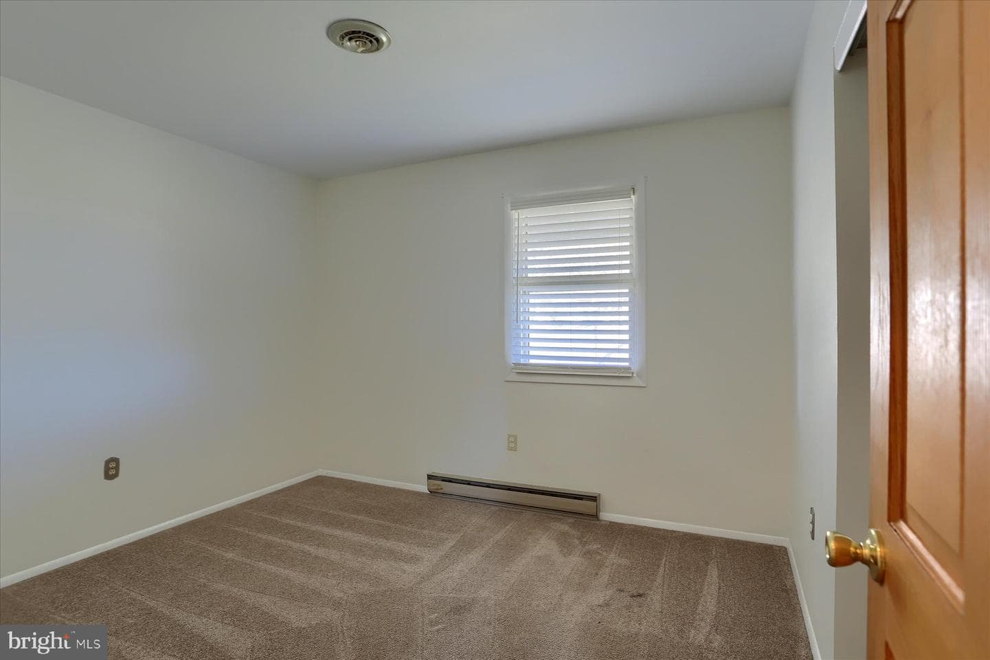 58 Valley Road photo 14