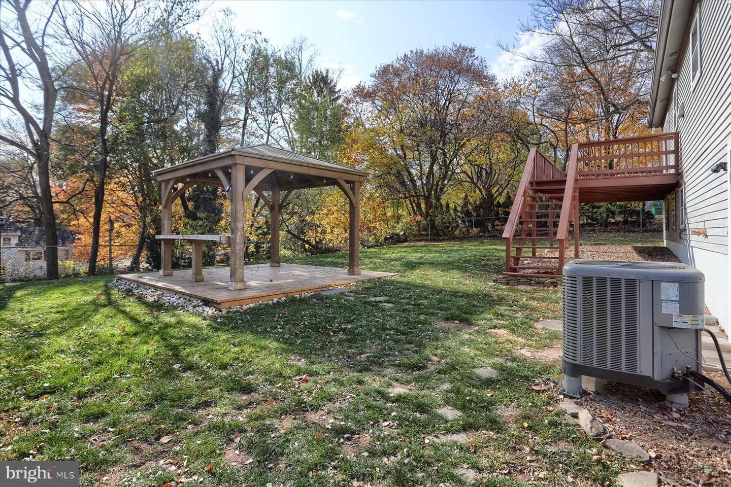 58 Valley Road photo 24