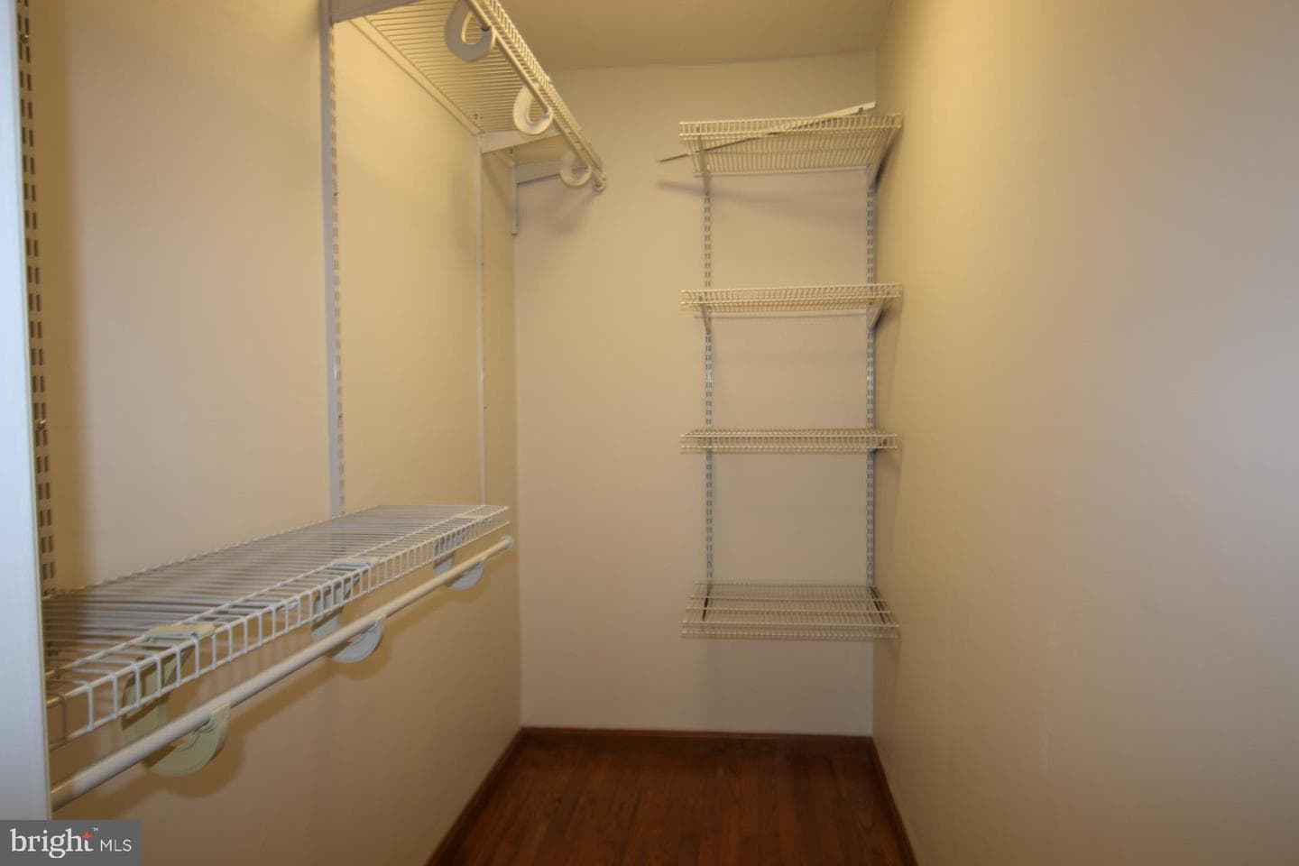 2139 Sycamore Drive photo 33