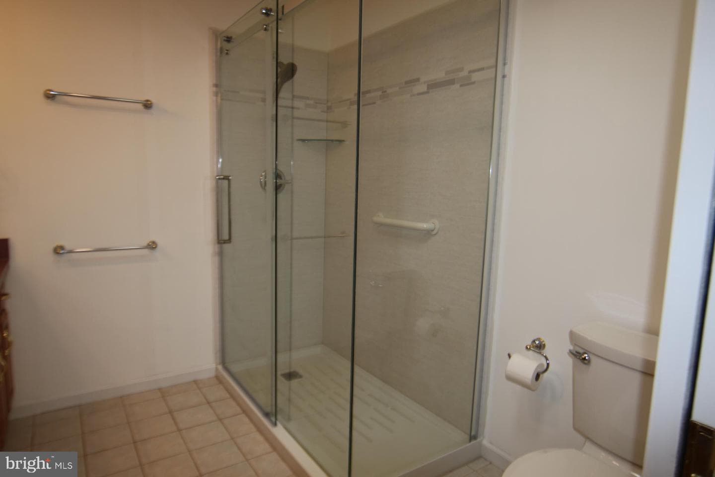 2139 Sycamore Drive photo 35