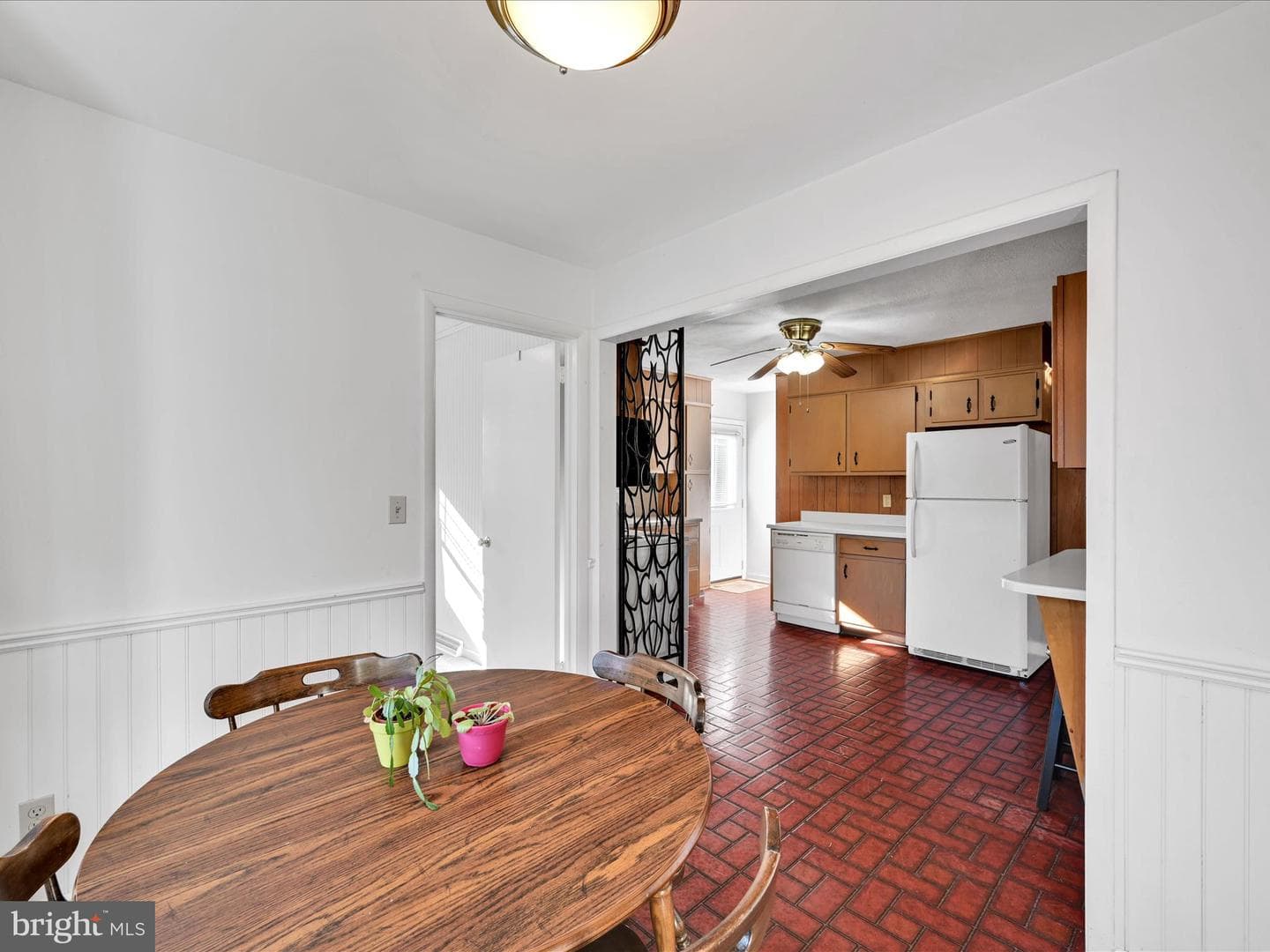 1246 E Derry Road photo 14