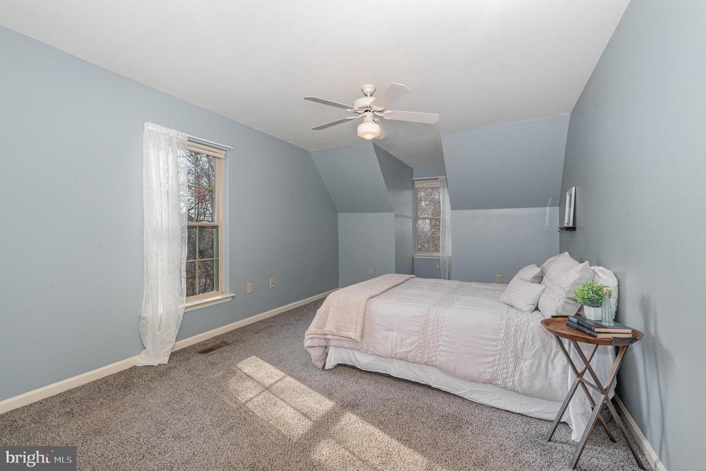 512 Woodthrush Court photo 13
