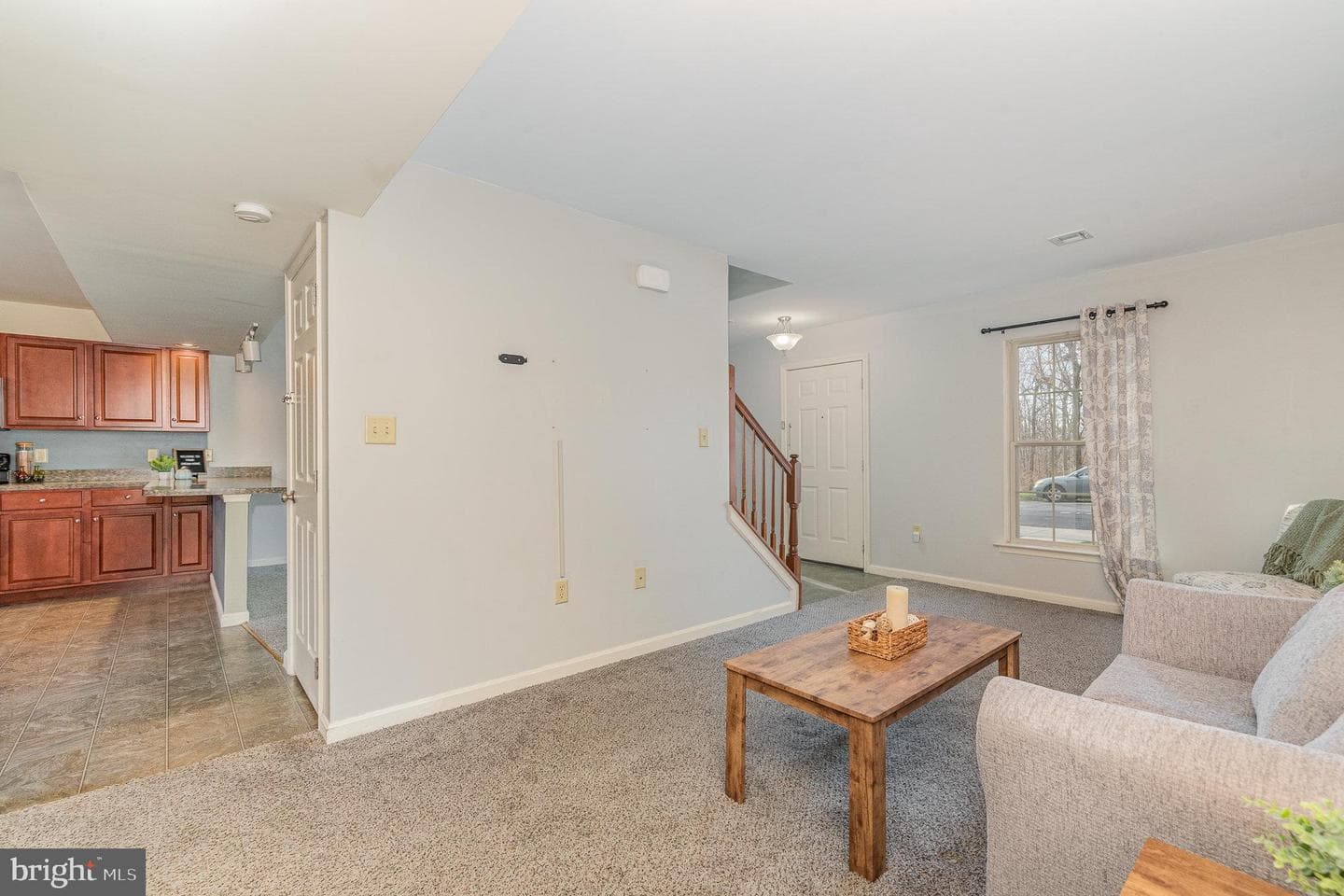 512 Woodthrush Court photo 7