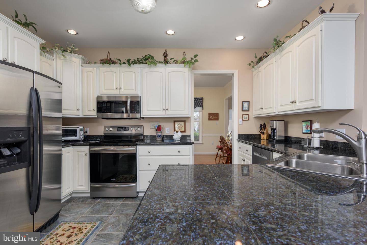 7604 Aynlee Way photo 11