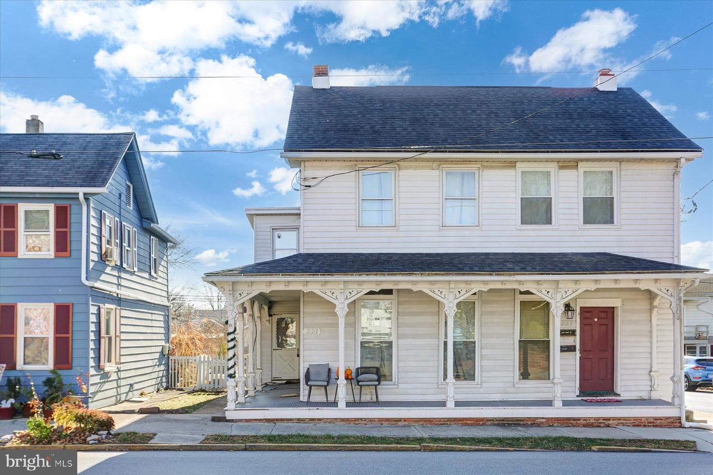 221 W Main Street photo 1