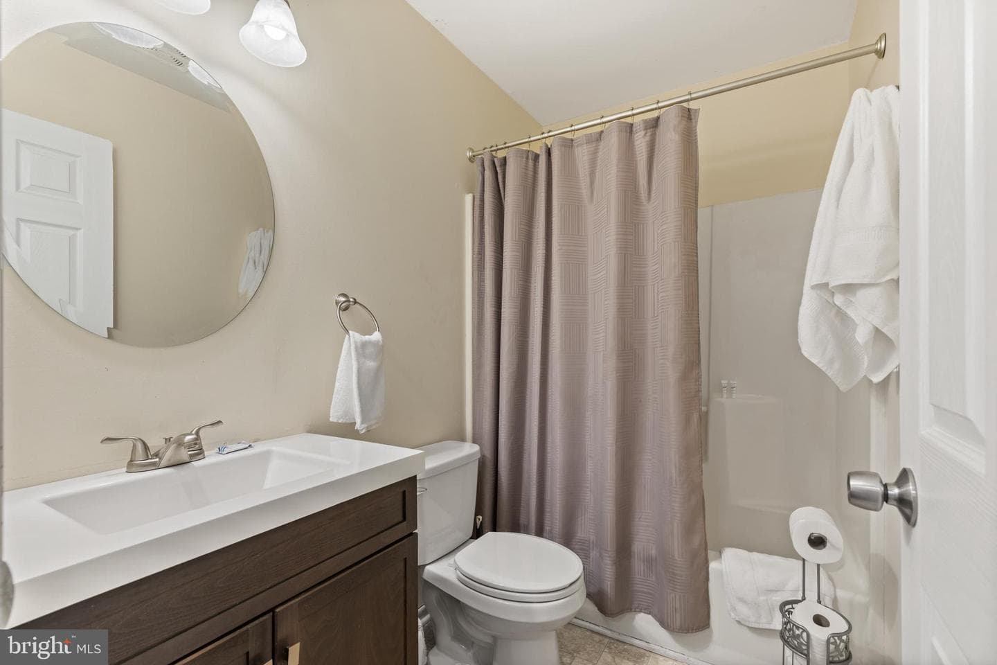276 Broad Street photo 18