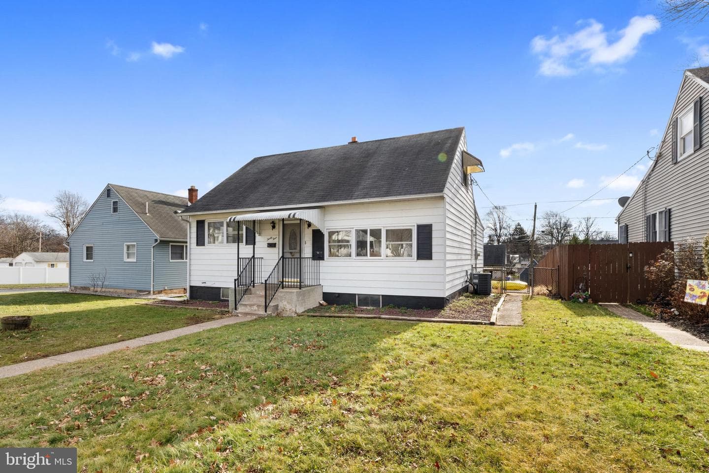 34 Oak Hill Drive photo 2