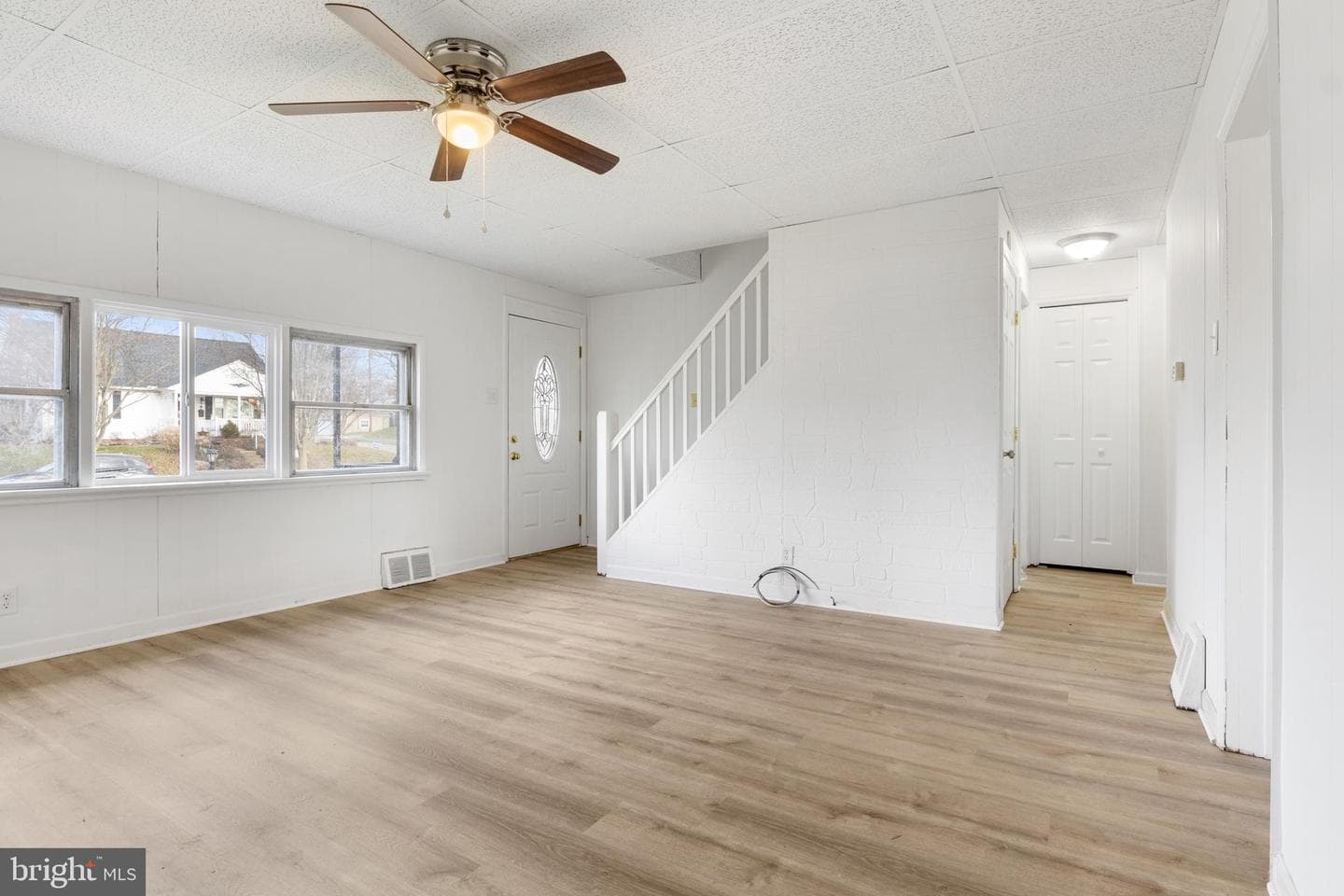 34 Oak Hill Drive photo 5
