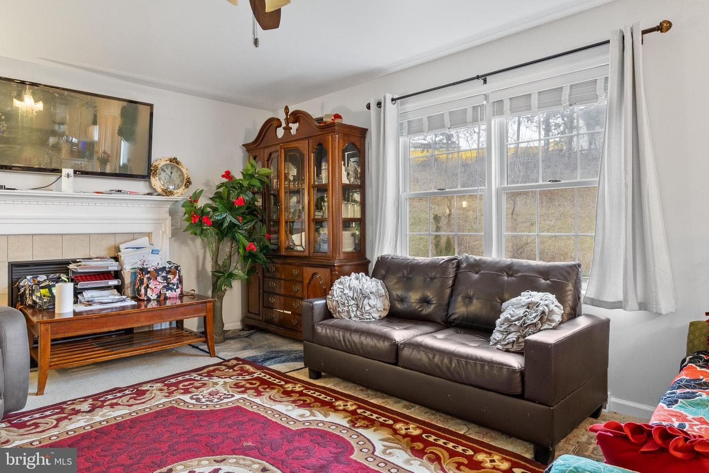559 Old Forge Court photo 4