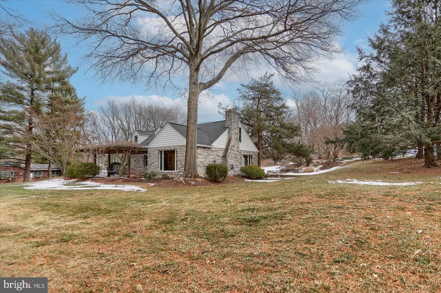 4231 Orchard Hill Road photo 9