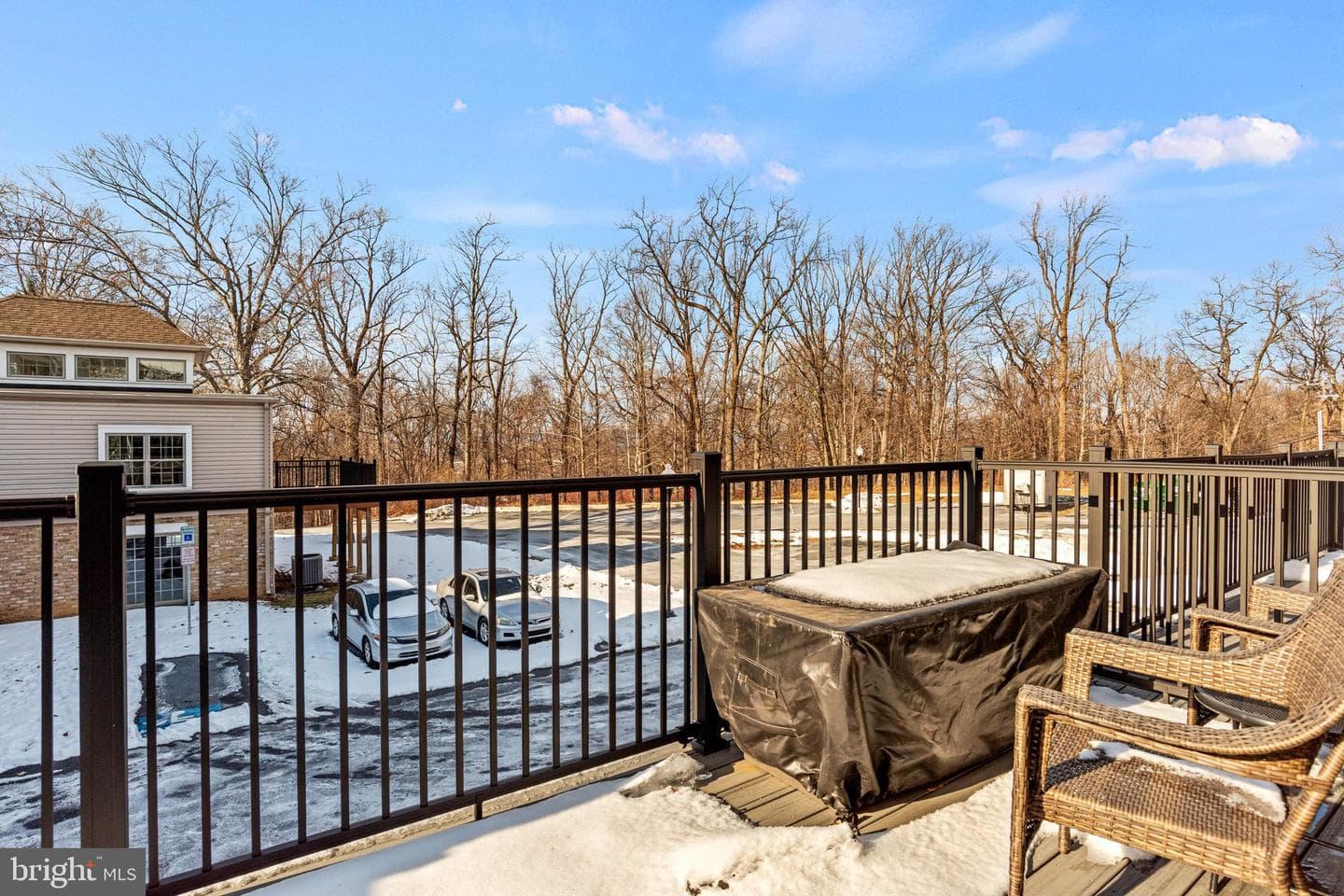 109 High Pointe Drive photo 35