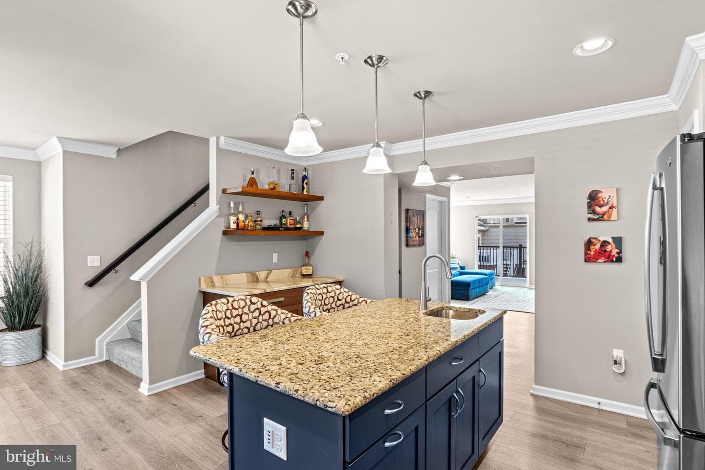 109 High Pointe Drive photo 5
