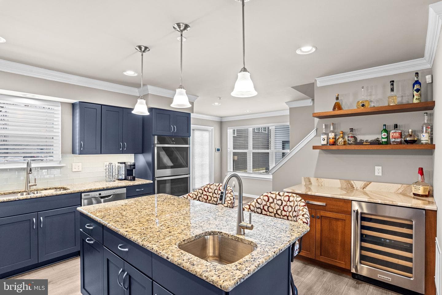 109 High Pointe Drive photo 8