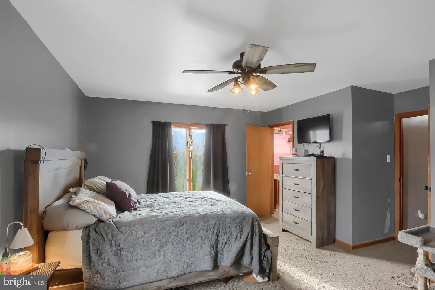 618 Julian Street photo 32