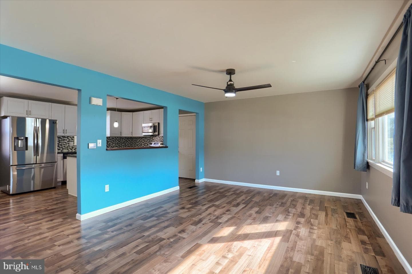 6774 Lehigh Avenue photo 4