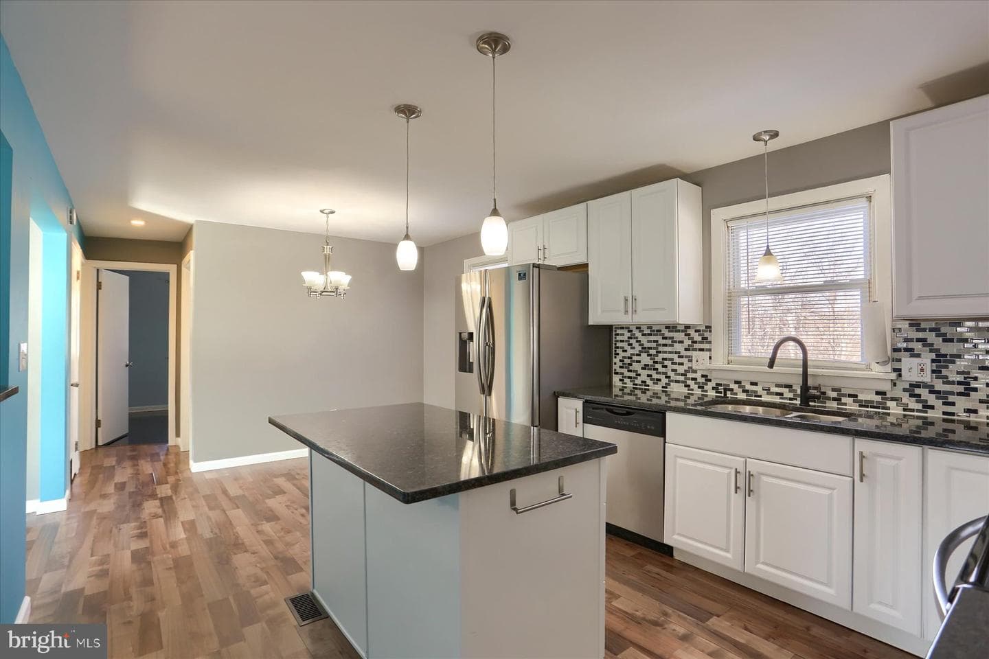 6774 Lehigh Avenue photo 8