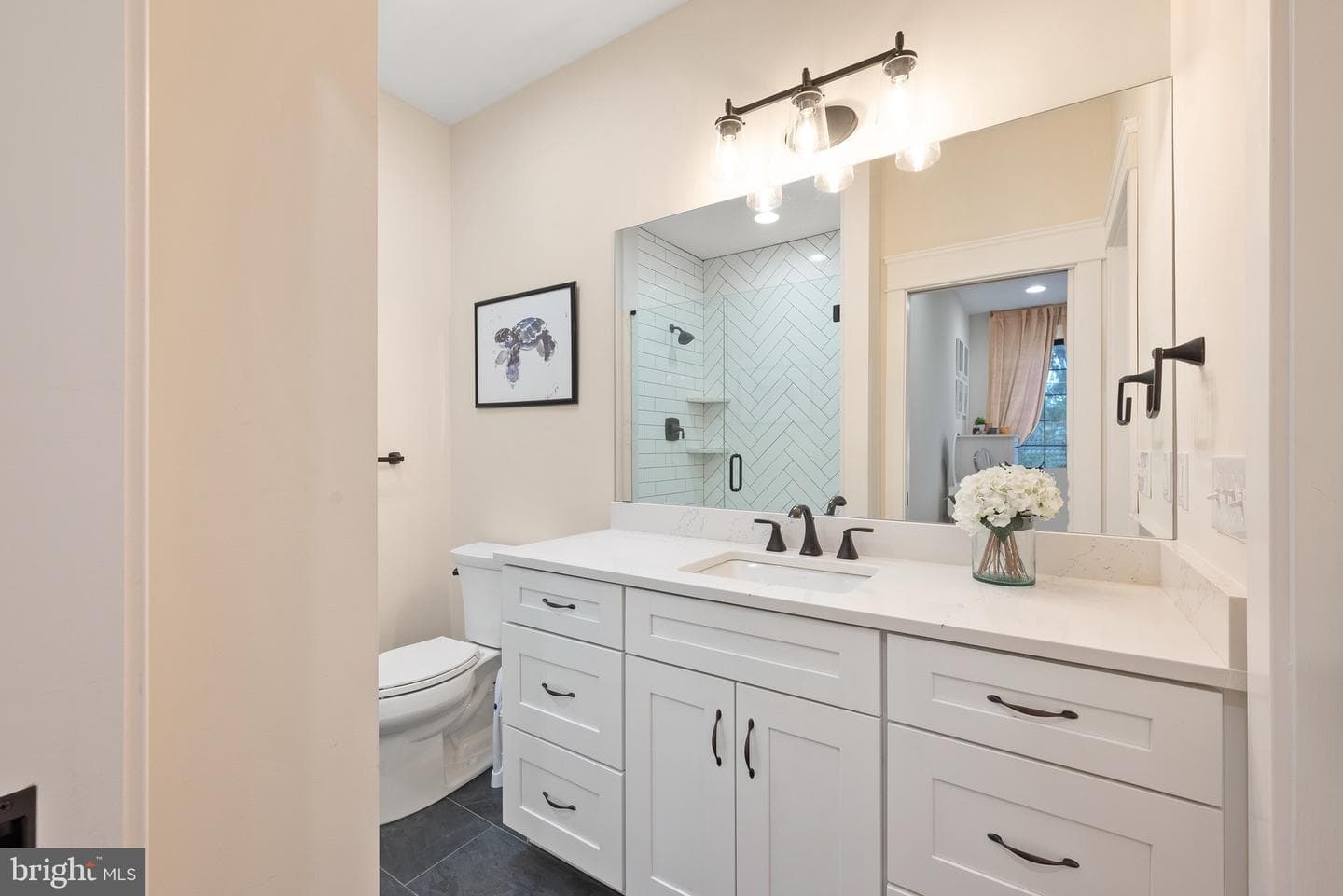 321 Elm Avenue photo 30