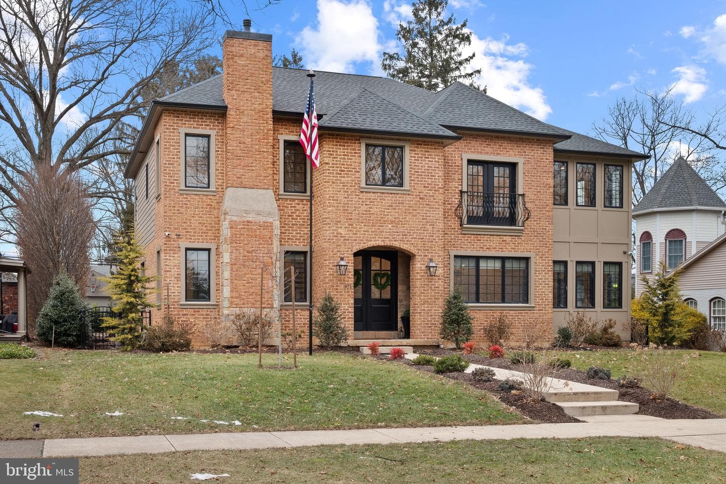 321 Elm Avenue photo 41