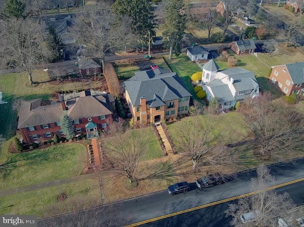 321 Elm Avenue photo 42
