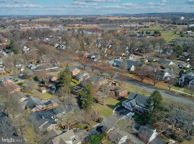 321 Elm Avenue photo 44