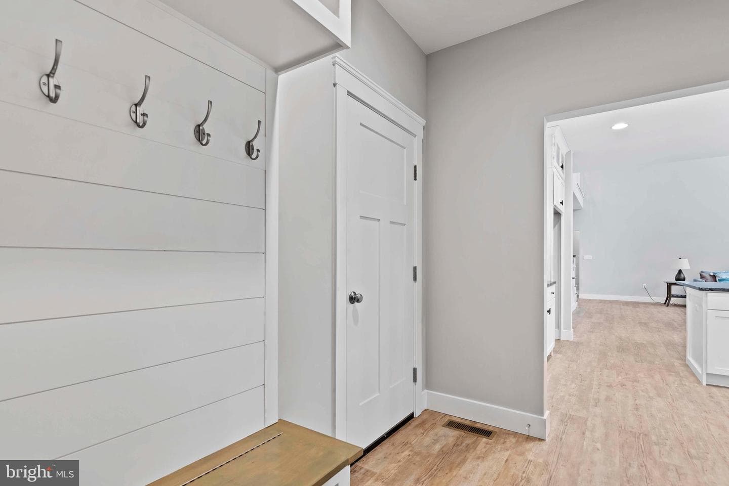 5330 Wilshire Road photo 18