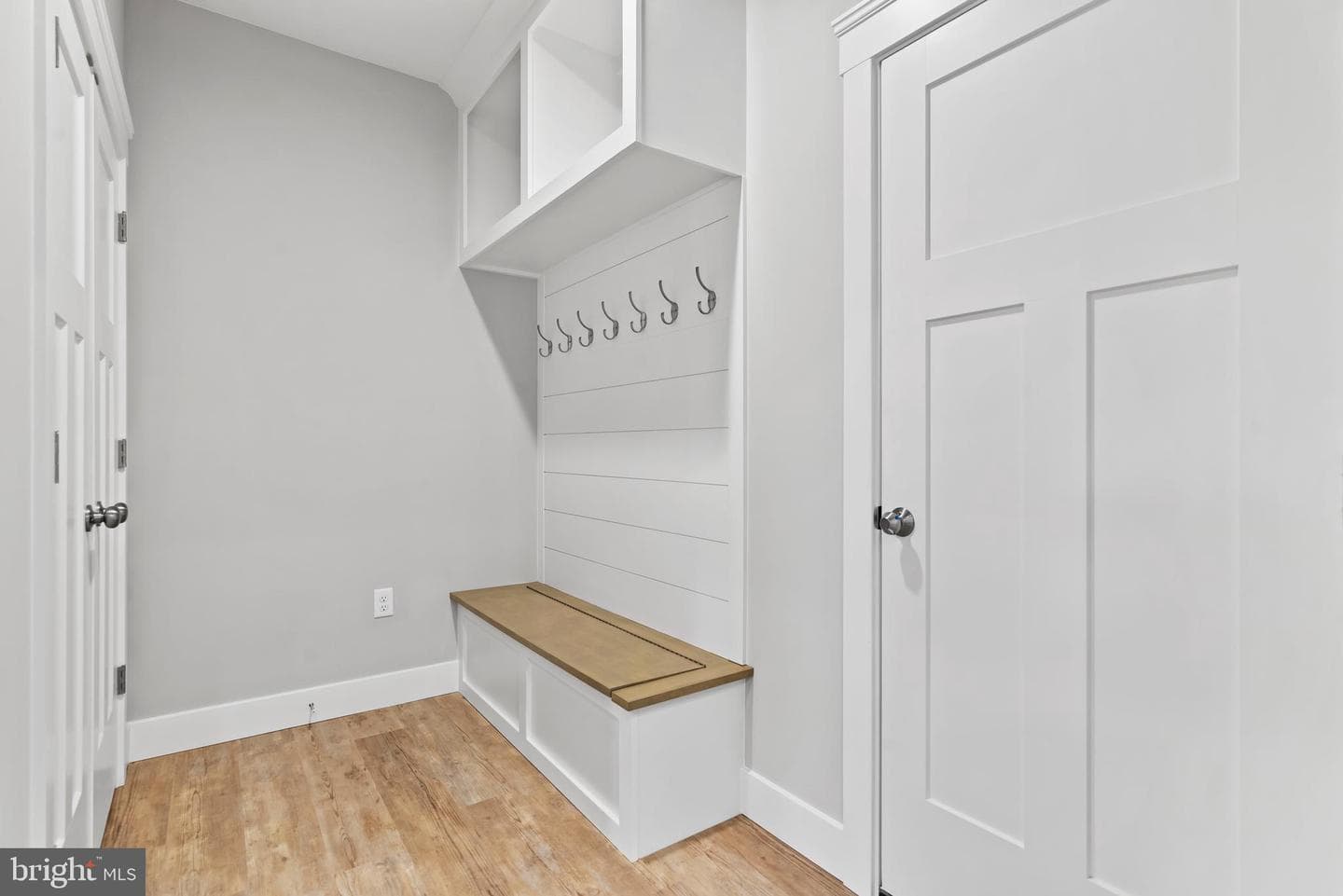 5330 Wilshire Road photo 19