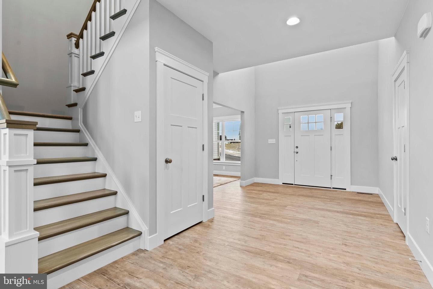 5330 Wilshire Road photo 2