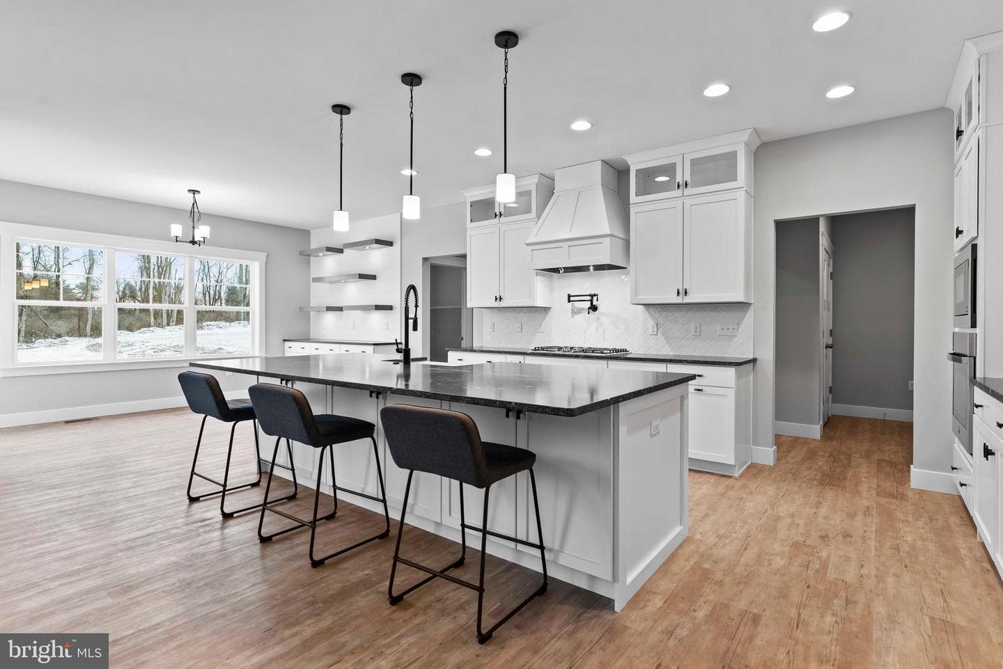 5330 Wilshire Road photo 6
