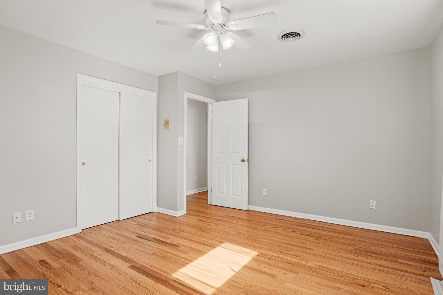 5832 Mayfair Drive photo 33