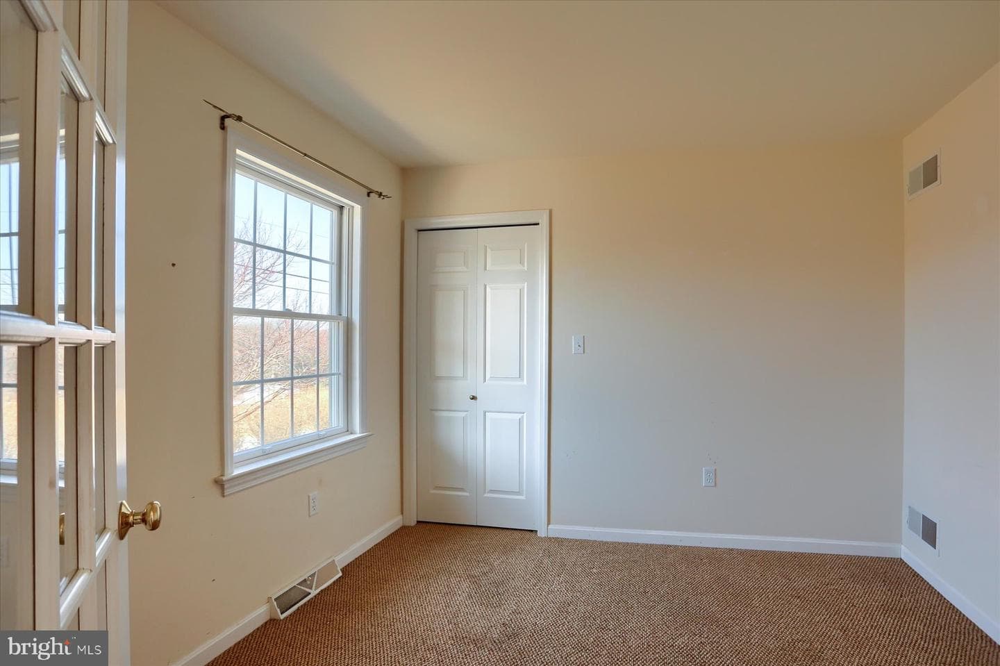 937 Debra Drive photo 14