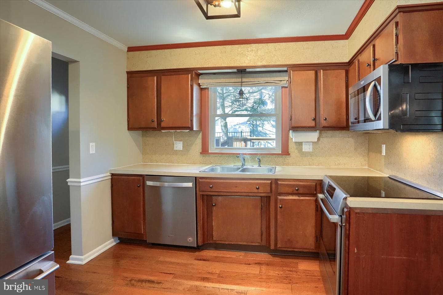 263 Evelina Road photo 15