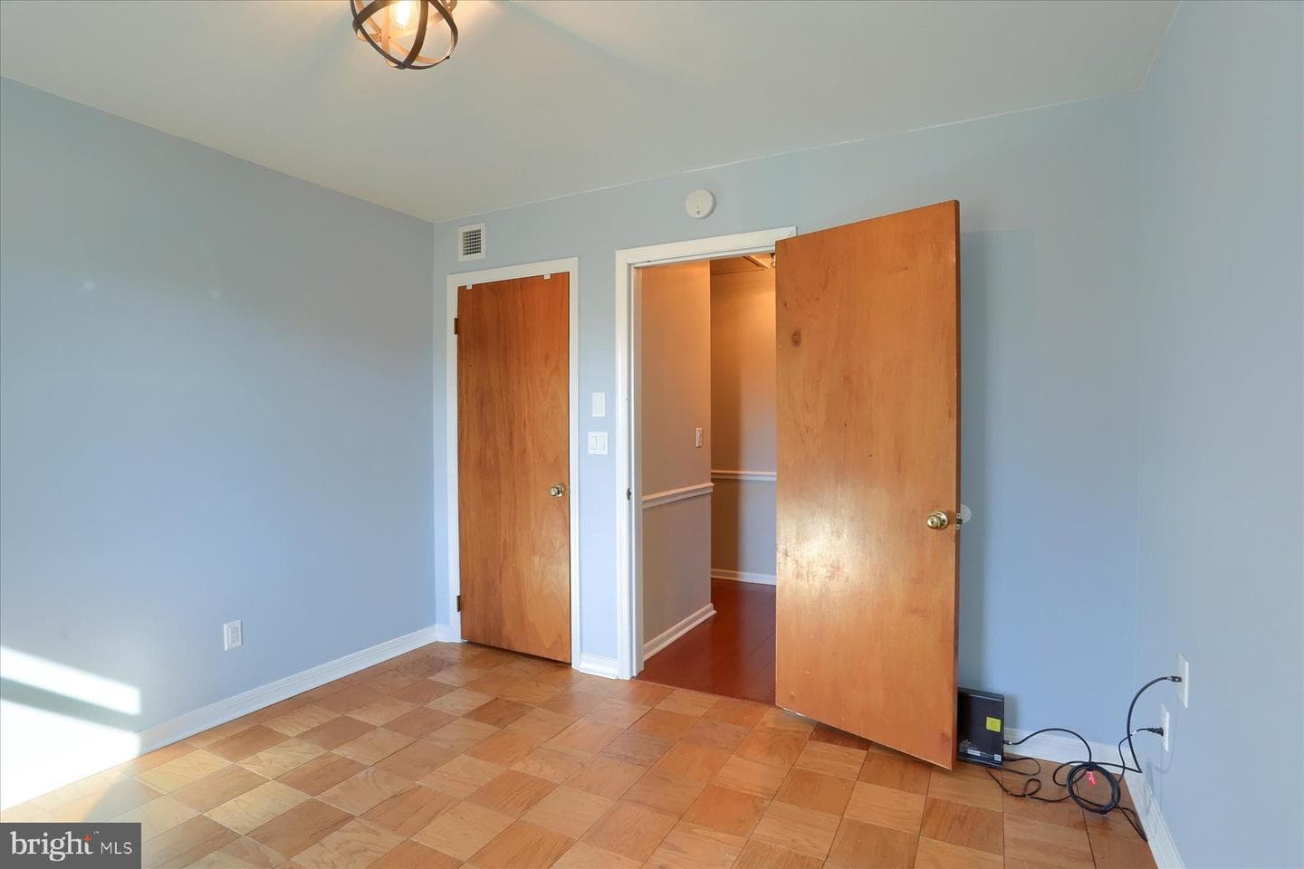 263 Evelina Road photo 23