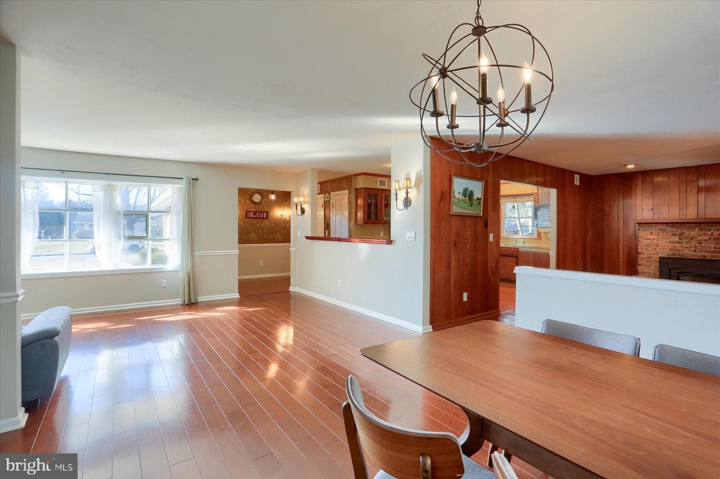 263 Evelina Road photo 9
