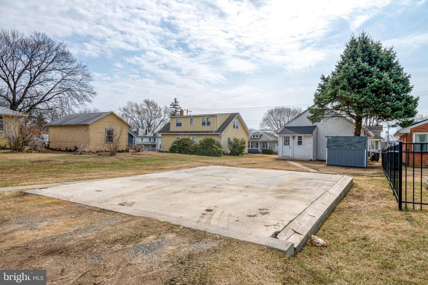 1429 E Derry Road photo 29