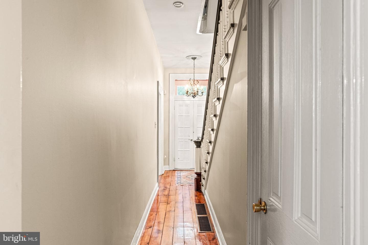 709 S Front Street photo 10