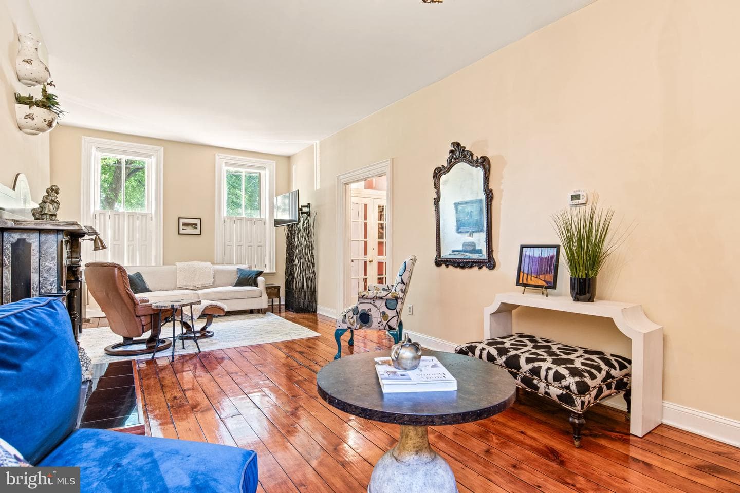 709 S Front Street photo 11