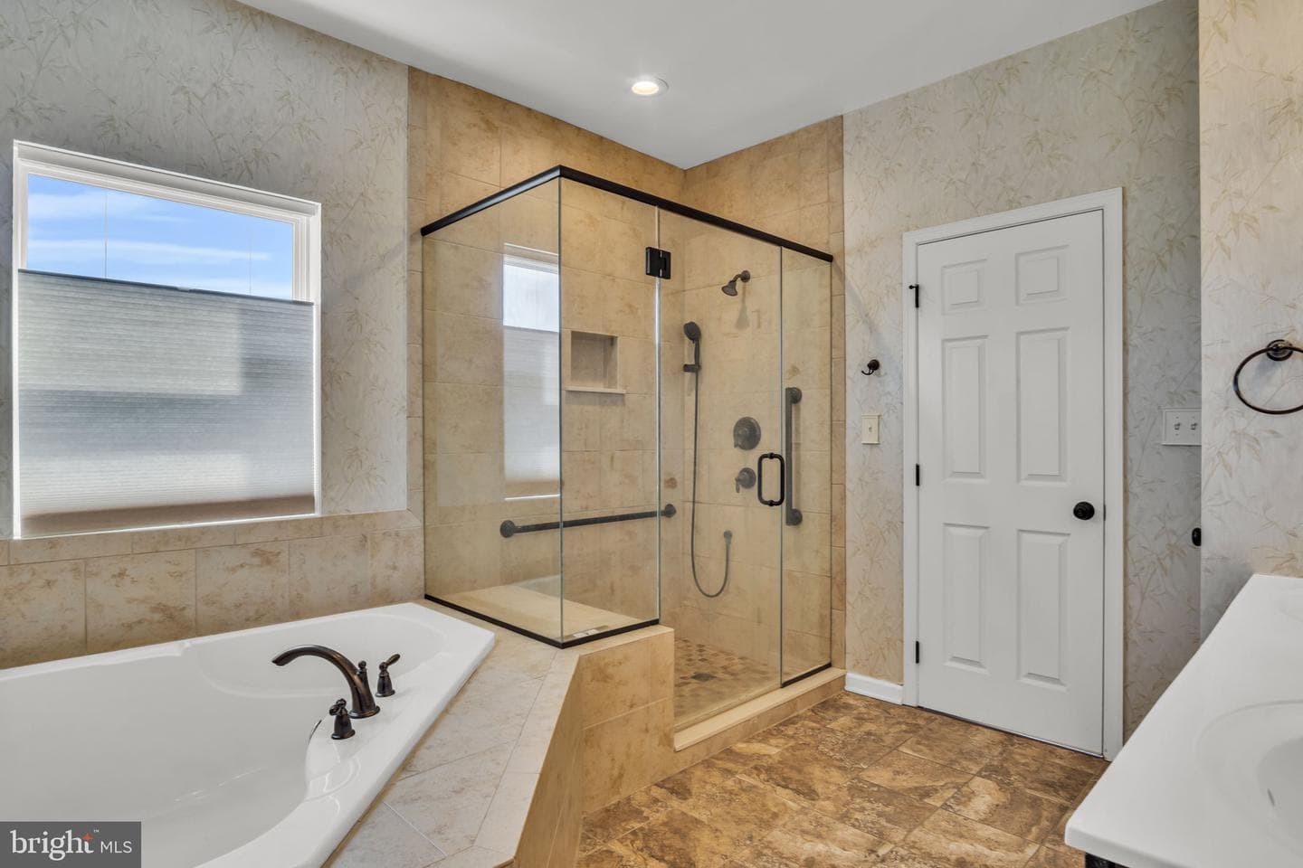 7314 Stoneridge Circle photo 25