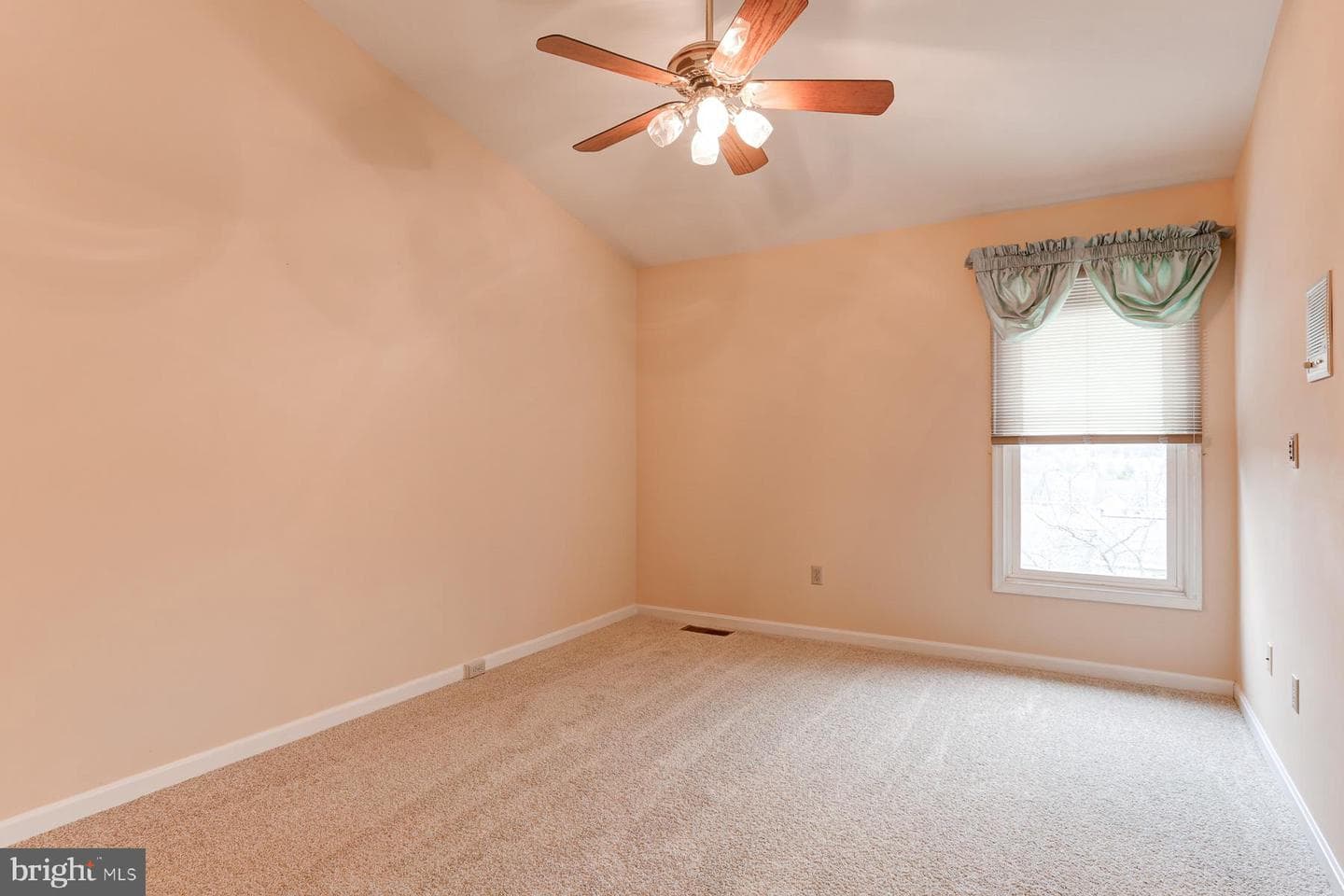 5702 Arklow Drive photo 19