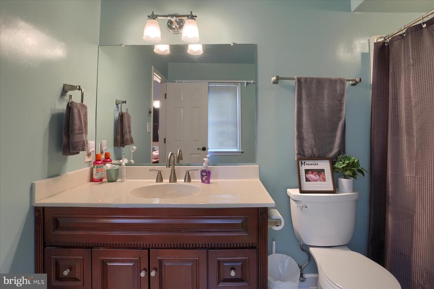 1654 Macintosh Way photo 14