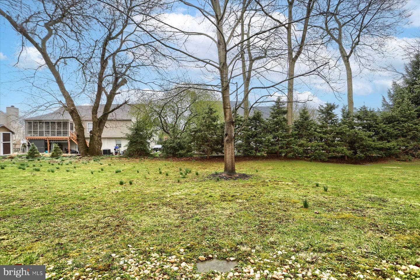 1654 Macintosh Way photo 25