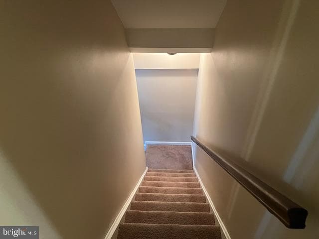6108 Spring Knoll Drive photo 20